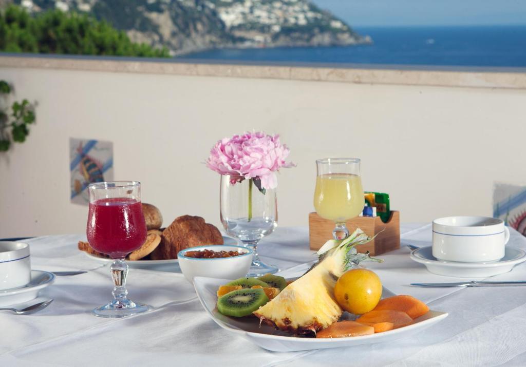 Hotel Vittoria Positano Room photo